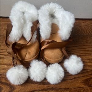 Brand New! UGG Boots Sport Size 5 🤎